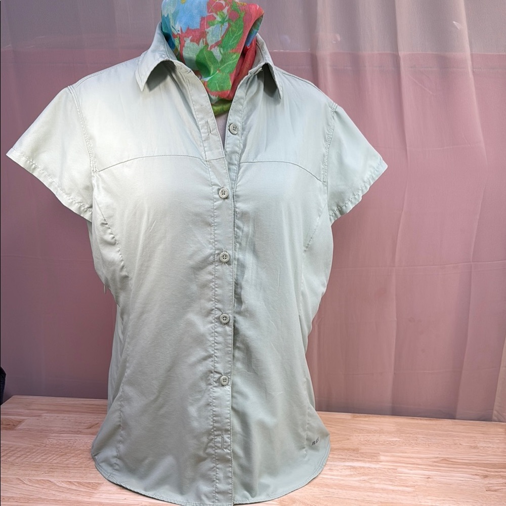 REI Women's Outdoor Button Down Shirt - Light Green size LG